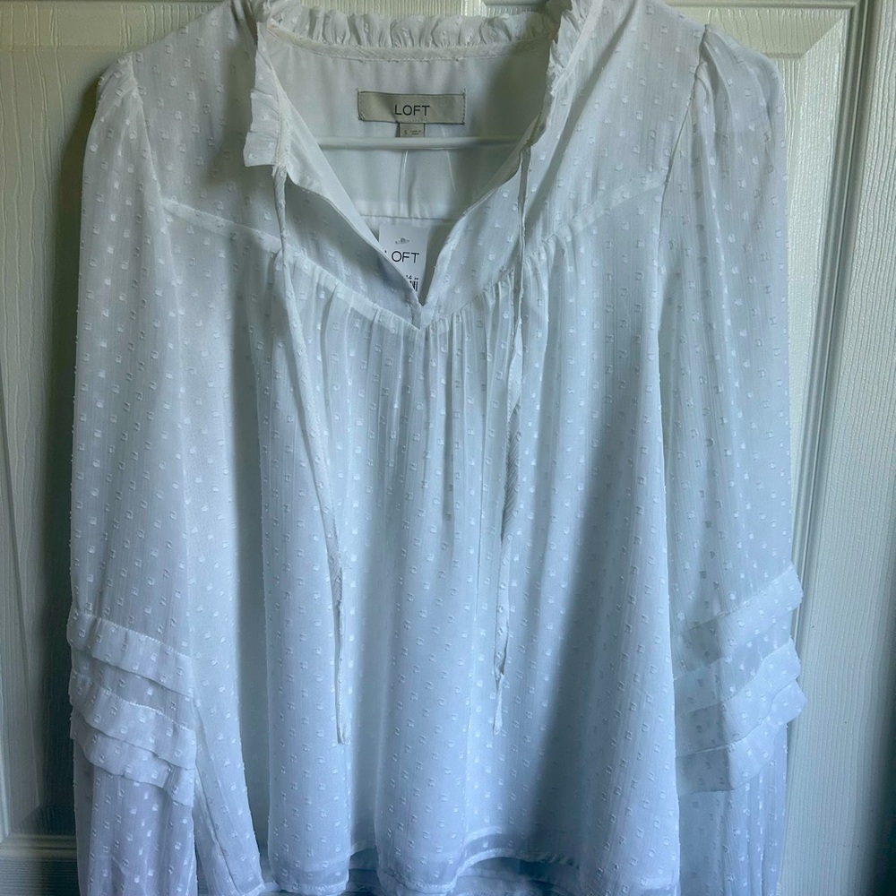 Loft white swiss dot top